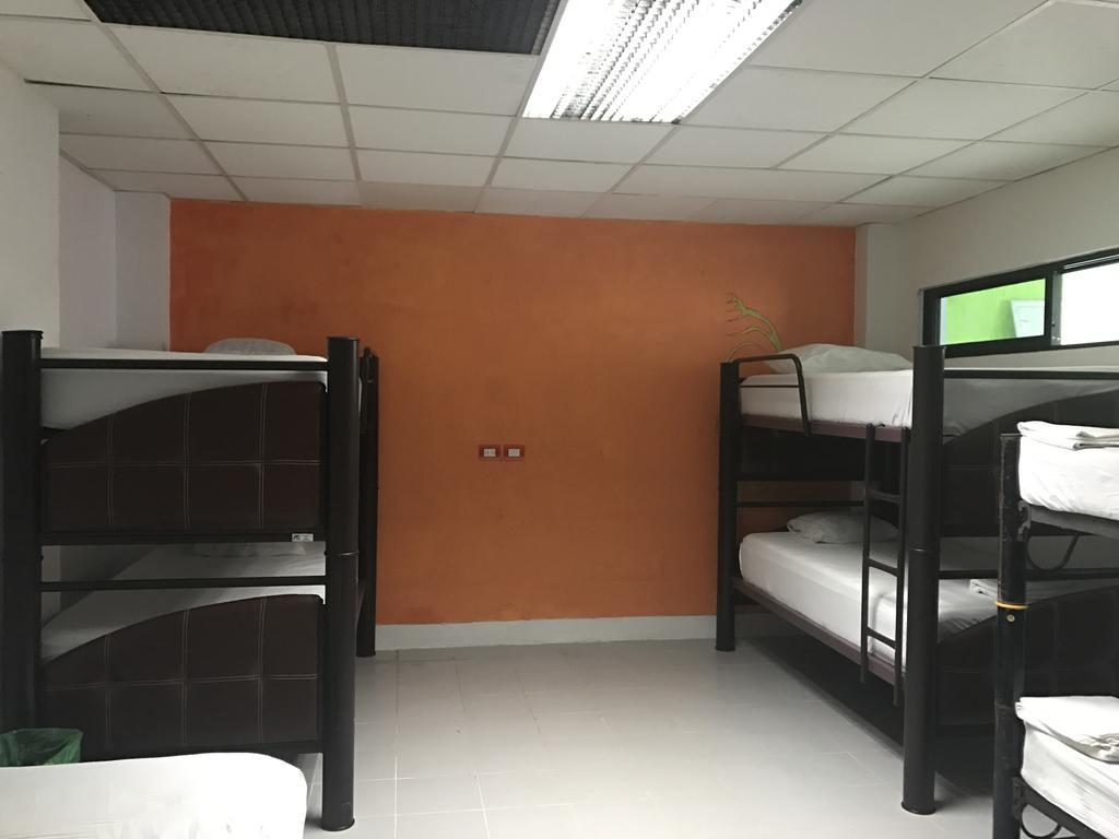 Hostel Mundo Maya แคนคูน ภายนอก รูปภาพ