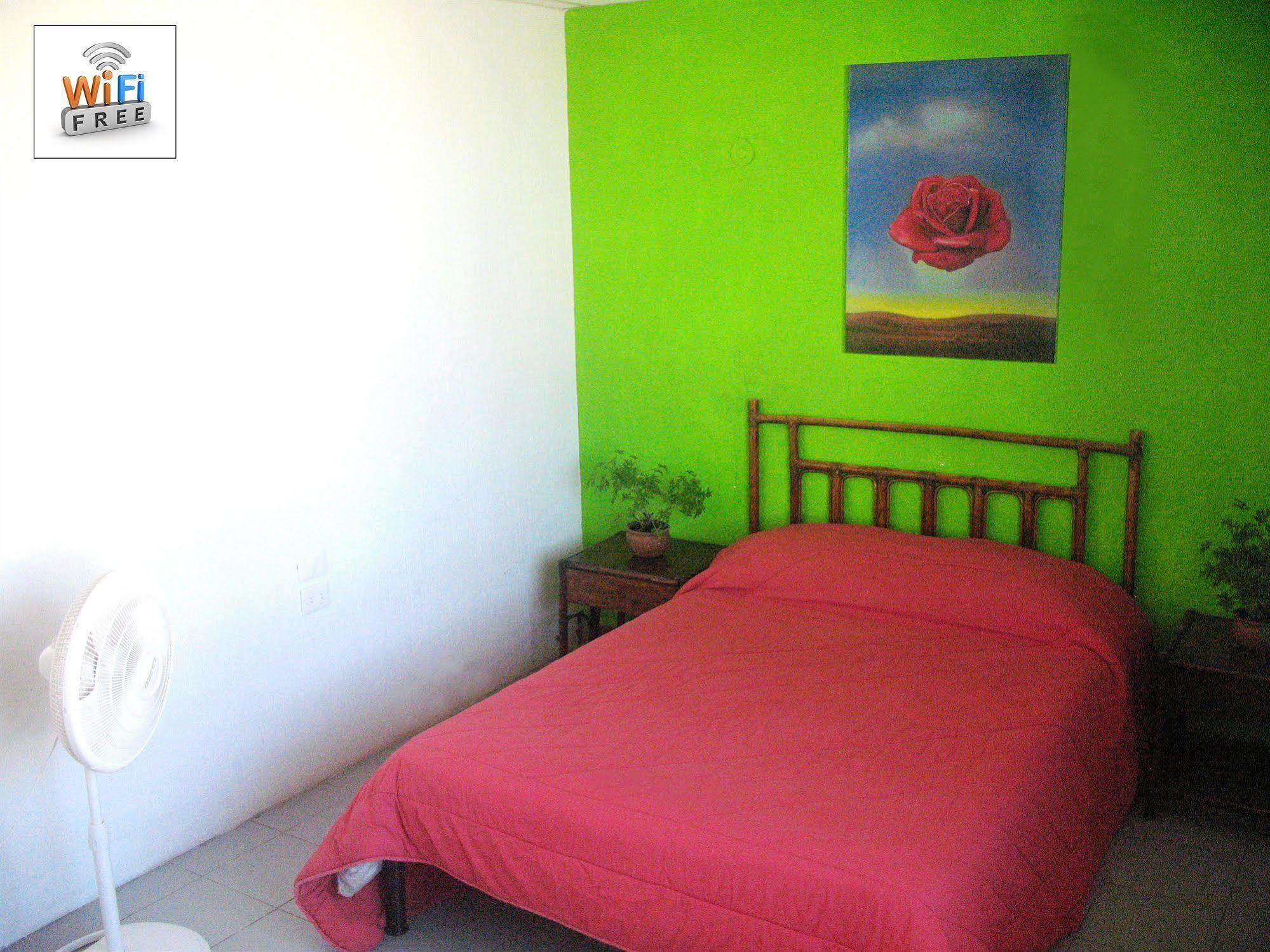 Hostel Mundo Maya แคนคูน ภายนอก รูปภาพ