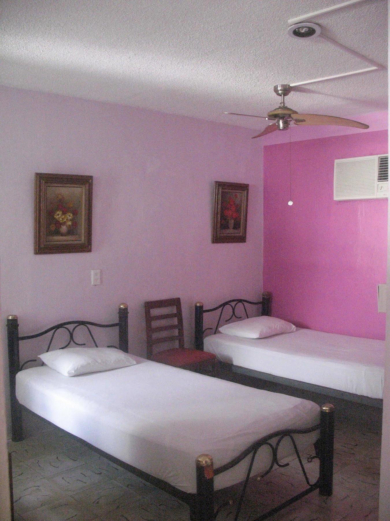 Hostel Mundo Maya แคนคูน ภายนอก รูปภาพ