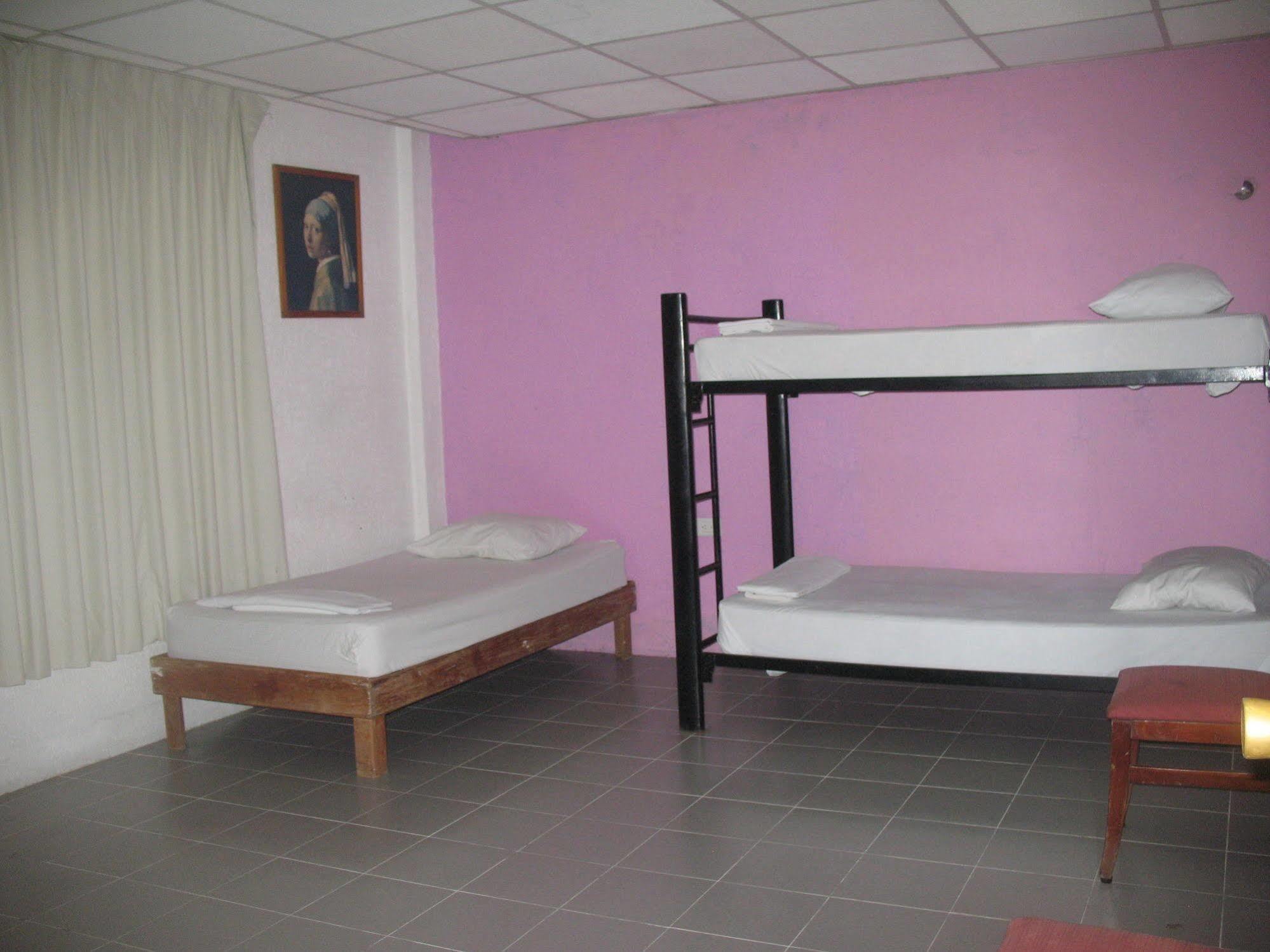Hostel Mundo Maya แคนคูน ภายนอก รูปภาพ