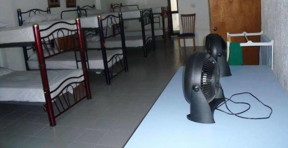Hostel Mundo Maya แคนคูน ภายนอก รูปภาพ